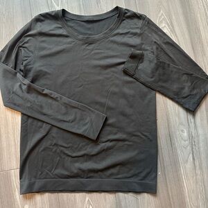 lululemon athletica Black Long Sleeve Tee